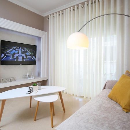 Tafa Deluxe Apartment Vlorë Buitenkant foto