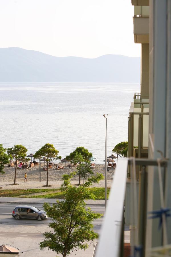 Tafa Deluxe Apartment Vlorë Buitenkant foto